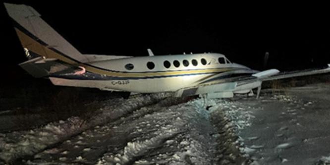 Figure 2. Aéronef de l’événement après la sortie latérale de piste (Source : Propair)